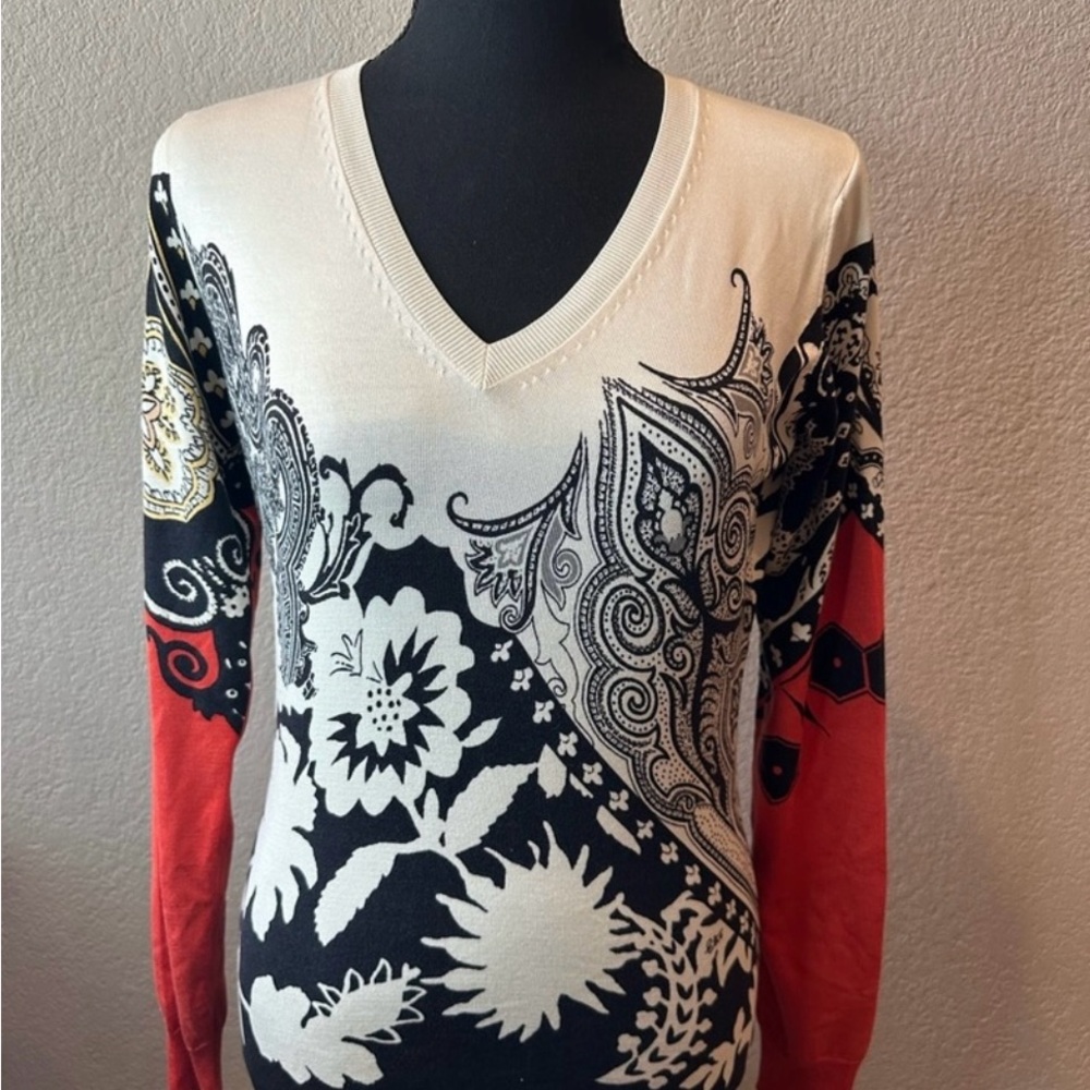 Etro Milano V-Neck Sweater Red, Black and cream Artistic Design. Size 42 - Picture 8 of 11